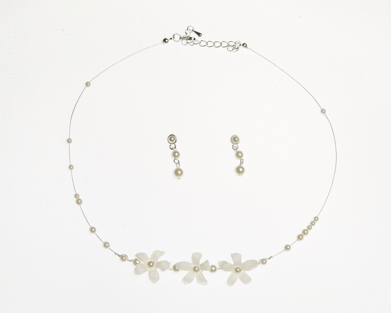 Emmerling Necklace & Earrings 66300