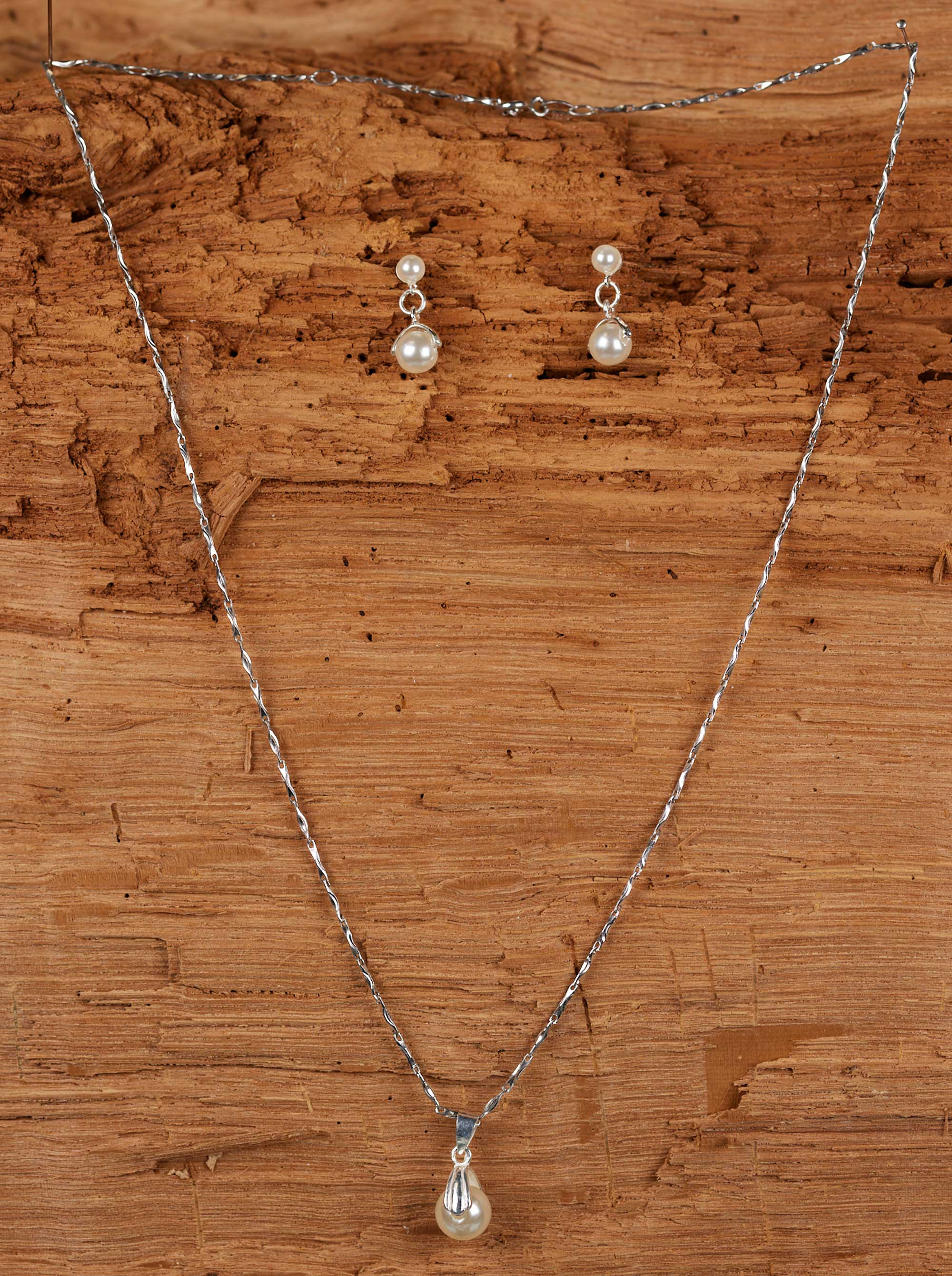 Emmerling Necklace & Earrings 66403 New
