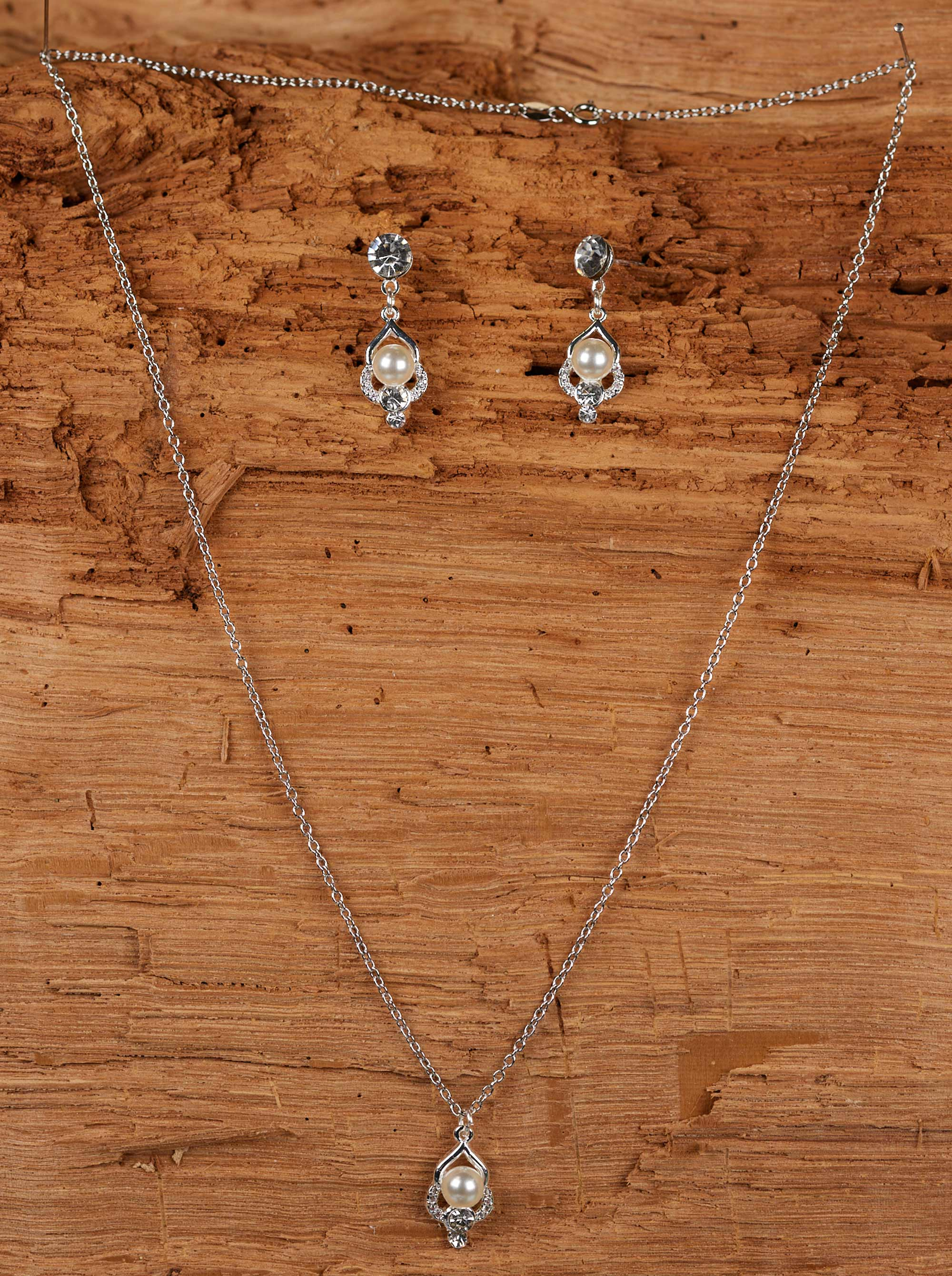 Emmerling Necklace & Earrings 66404 New