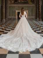 Royal by Diane Legrand Aurelia